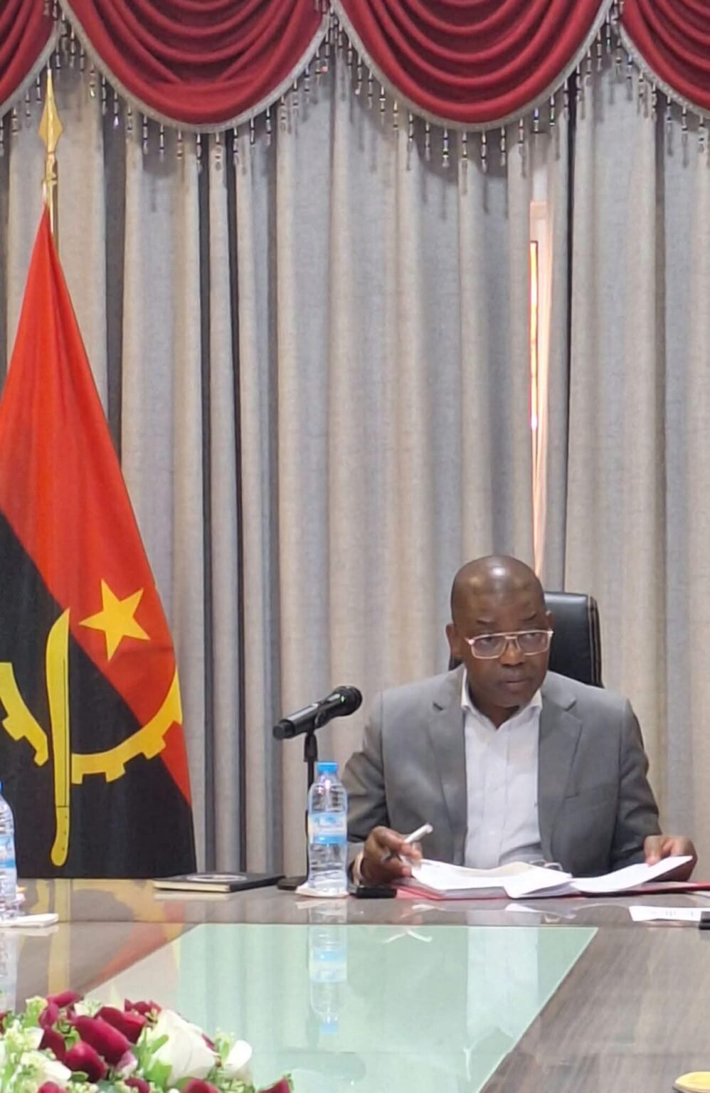 NOTA NEGATIVA DA SEMANA: 90 DIAS ENGOLIDOS “EUCLIDES FARIA É CONSIDERADO DE TURISTA E SEM PLANO PARA O MUNICÍPIO”