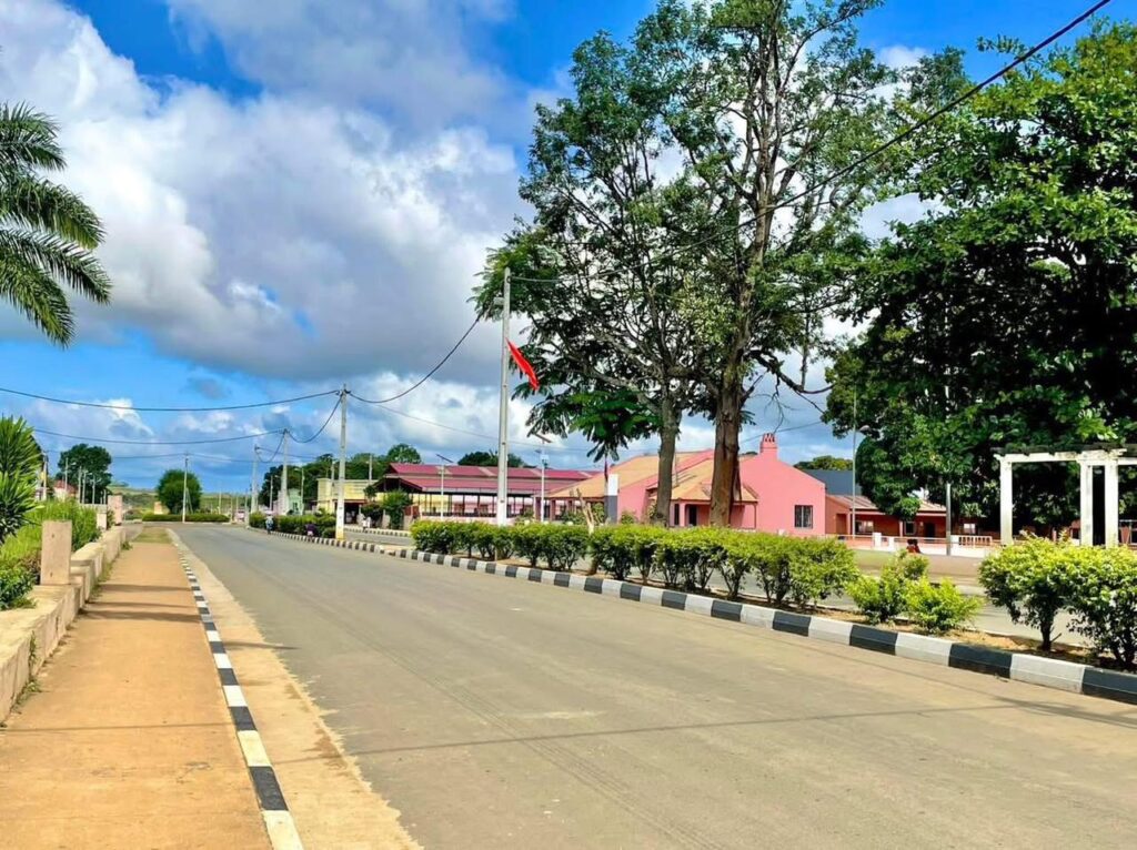 KWANZA NORTE: MUNICÍPIO DA BANGA REAFIRMA COMPROMISSO COM O DESENVOLVIMENTO E MOBILIZA CIDADÃOS PARA O TRABALHO