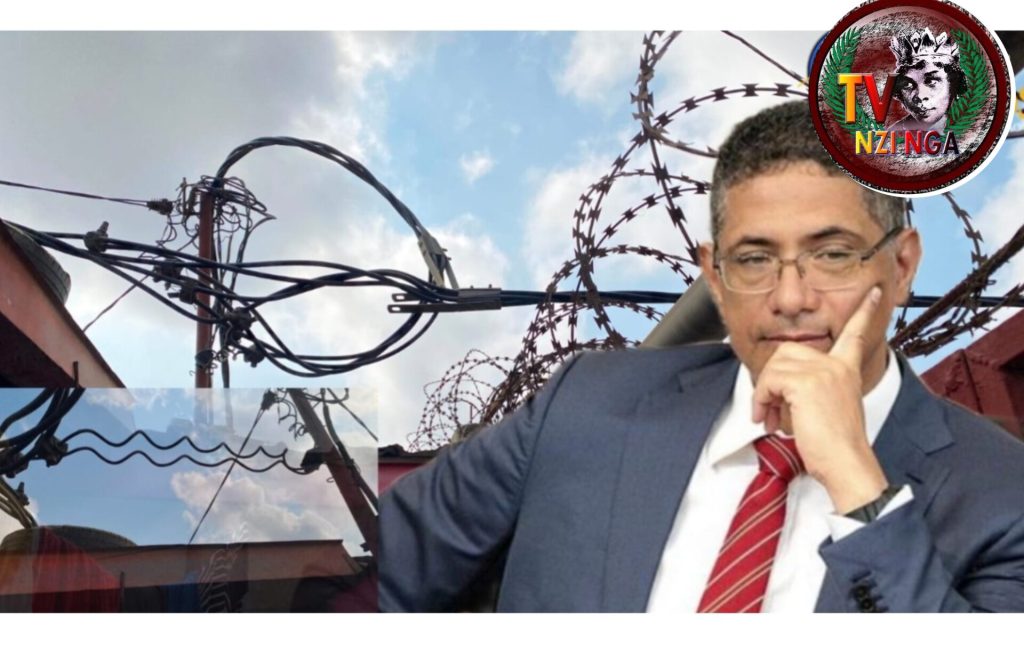 TÉCNICOS DA ENDE POUSAM CABOS E POSTE PARTIDO POR CIMA DAS CHAPAS DO CIDADÃO HÁ UM ANO – – MINISTÉRIO ASSASSINO?